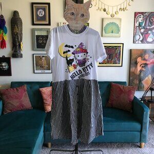 HELLO KITTY sz M Black & White Gingham Wicked Cute Halloween T-Shirt Dress OOAK
